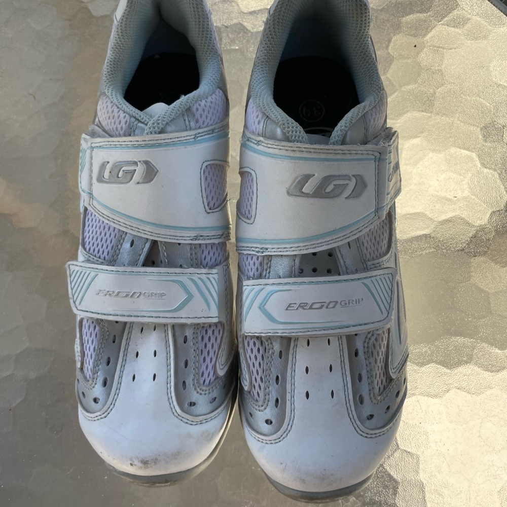 Women’s LG ergo grip bicycling shoes race size 7 bike bicycle bicycles